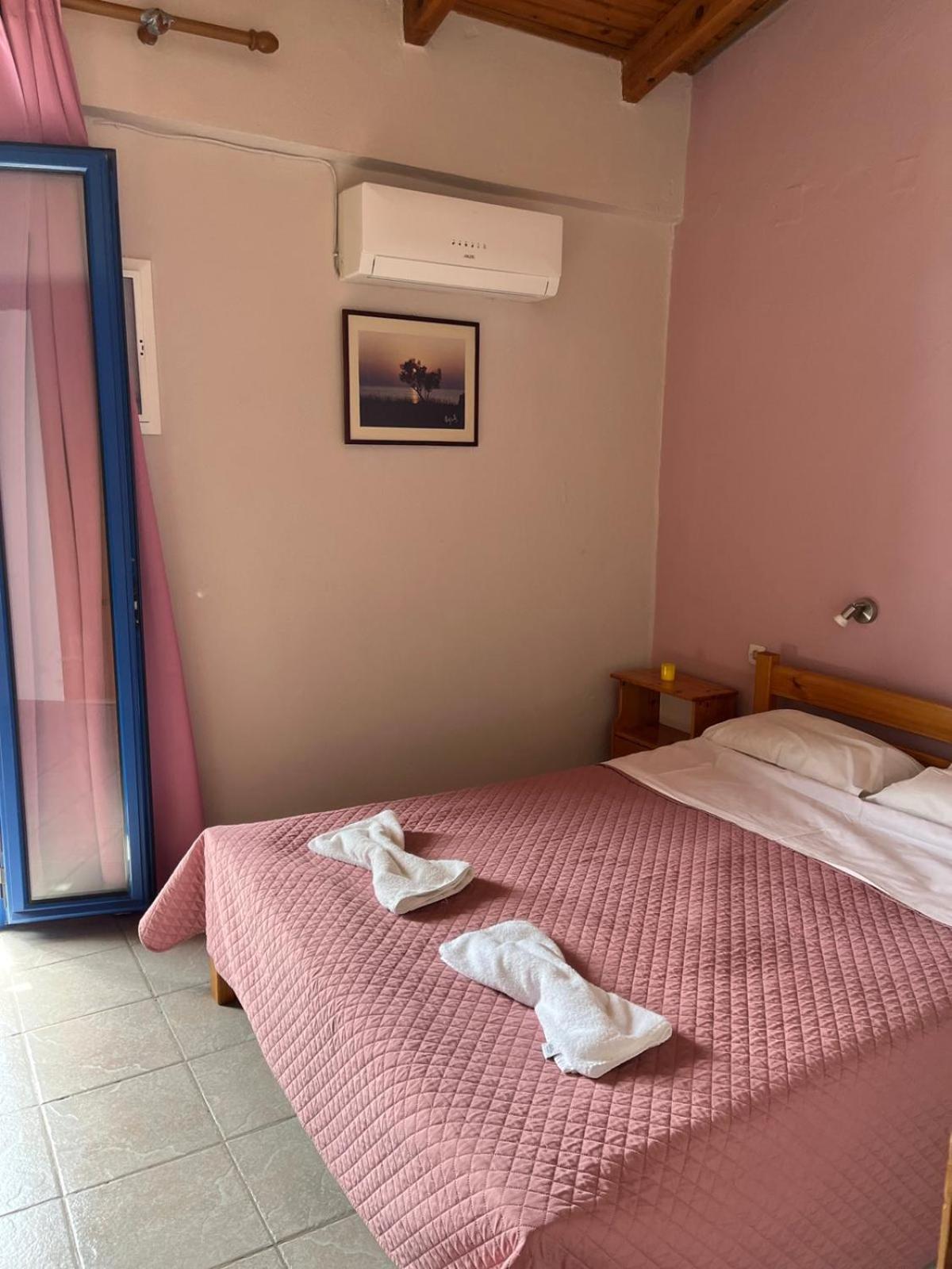 Ilios Kalamaki Bagian luar foto