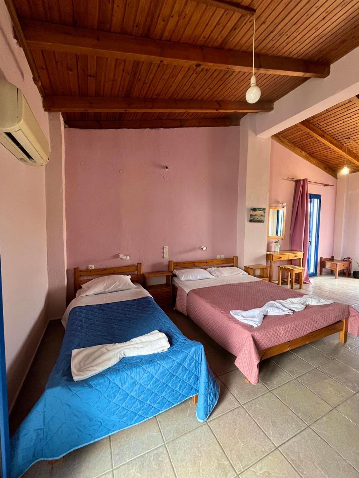 Ilios Kalamaki Bagian luar foto